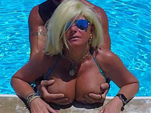 SEXIEST BIKINI FUCK EVER PT 2. Hooters stepmom Fucks Fit stepson in Pool